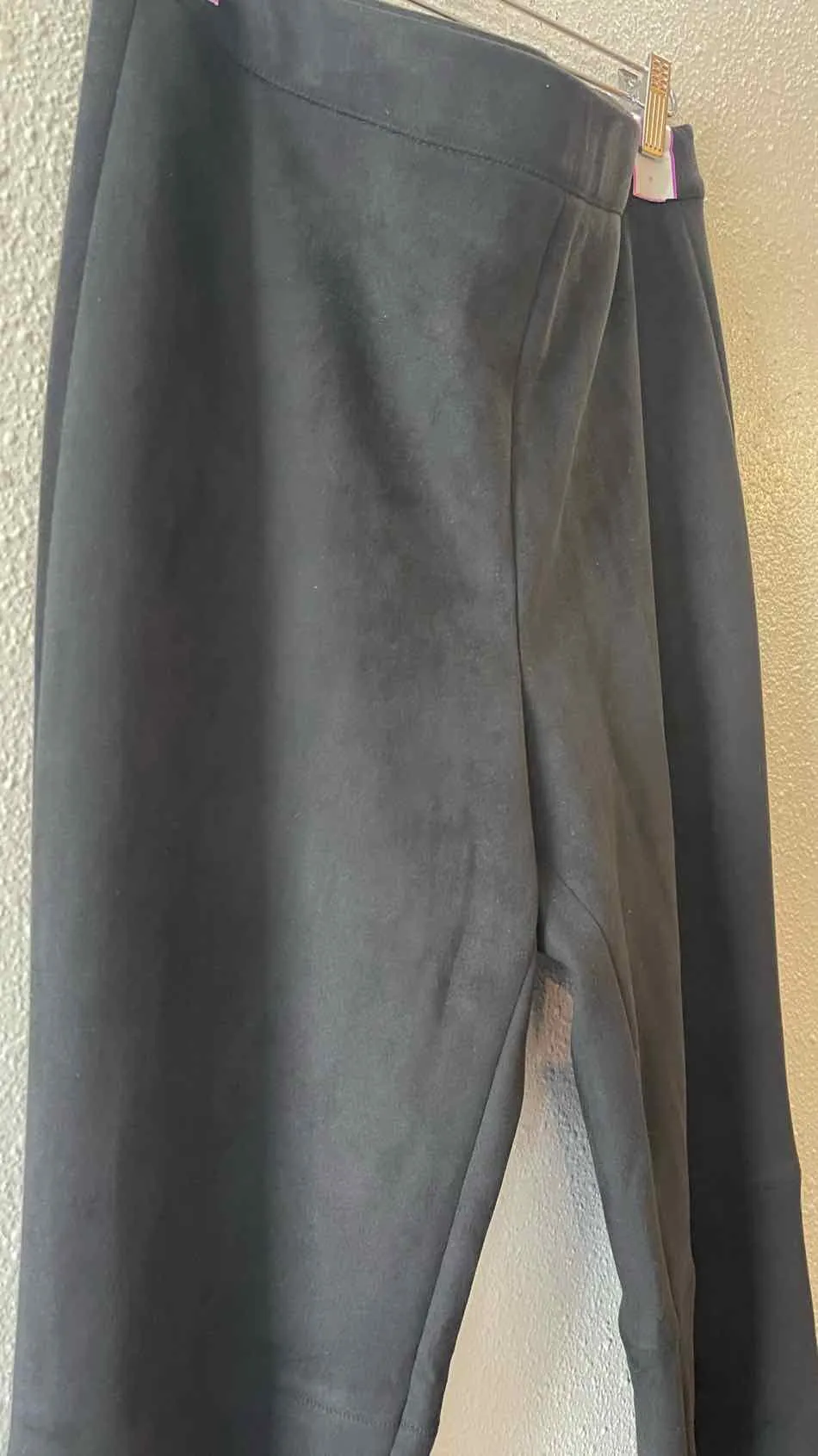 Ellie Tahari Black Size L Pants