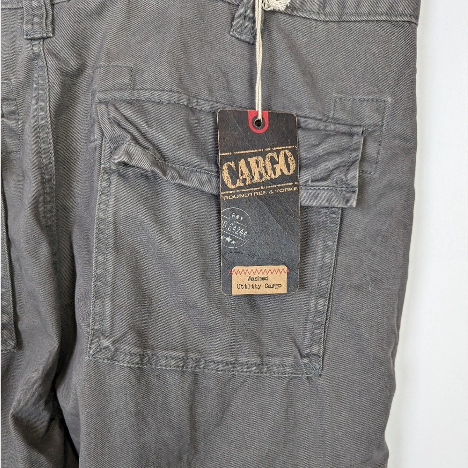 NWT Roundtree & Yorke Washed Utility Cargo Shorts 42x 15